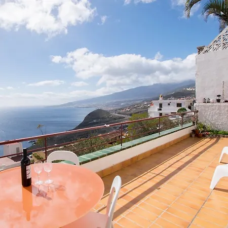 Breathtaking Ocean Views + Parking/ Dishwasher * El Puerto (Tenerife)